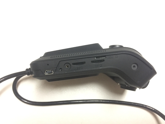 4G leggero WiFi Dashcam con costruito nella registrazione LCD a 2,7 pollici del ciclo dei sensori di G