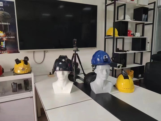 802.11b/g Protocollo Casco di soccorso per vigili del fuoco Sensore di immagini termiche con scheda TF da 64 GB e capacità di archiviazione
