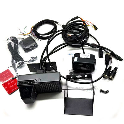 Dashcam DVR per auto 4G con doppia telecamera e registrazione video a 4 canali MDVR