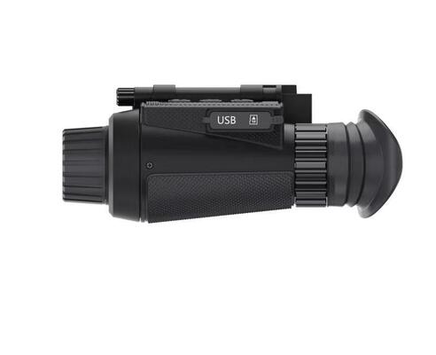 Telecamera digitale di visione notturna che offre prestazioni di visione notturna con LED a infrarossi e lenti grandangolari per il monitoraggio della sicurezza