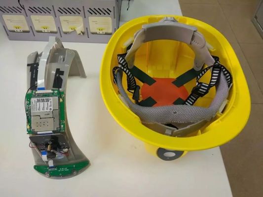 Casco di sicurezza della costruzione con l'audio bidirezionale della radio della rete della macchina fotografica 4G 3G WIFI