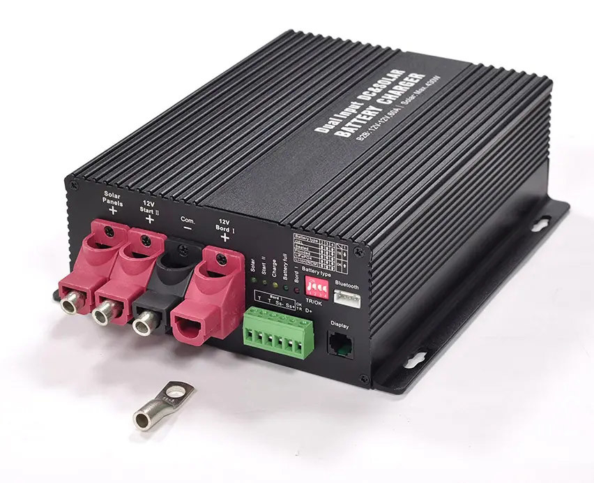 Il caricabatteria di CC 12V 30A MPPT per il gel AGM acido al piombo del litio ha sigillato la batteria Lifepo4
