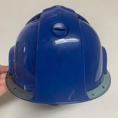 Casco astuto di sicurezza blu con la piattaforma di controllo centrale di 4G WIFI della macchina fotografica di GPS citofono blu incorporato del dente del multi